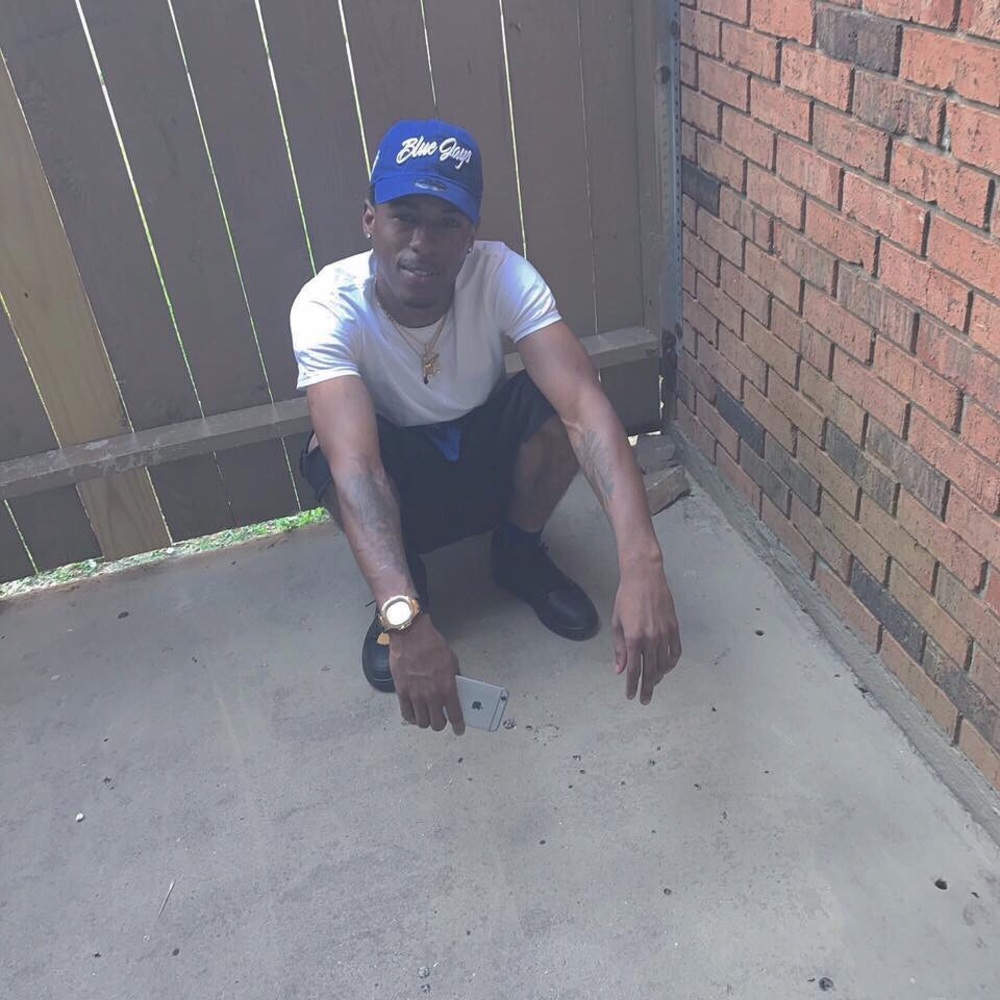 Meet your Posher, Julian